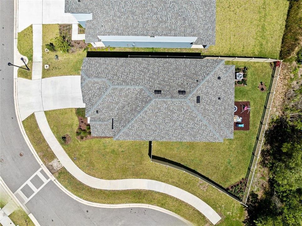 For Sale: $449,900 (4 beds, 3 baths, 2588 Square Feet)