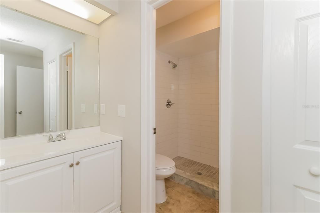 В аренду: $2,245 (3 спален, 2 ванн, 1244 Квадратных фут)