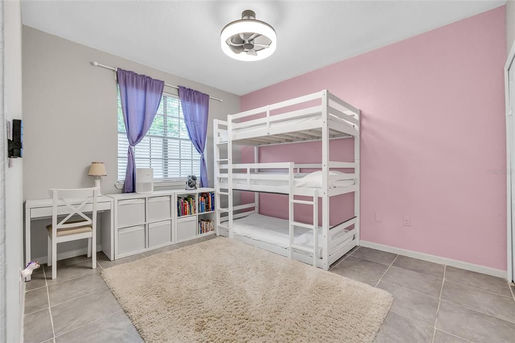 For Sale: $224,000 (3 beds, 2 baths, 1336 Square Feet)