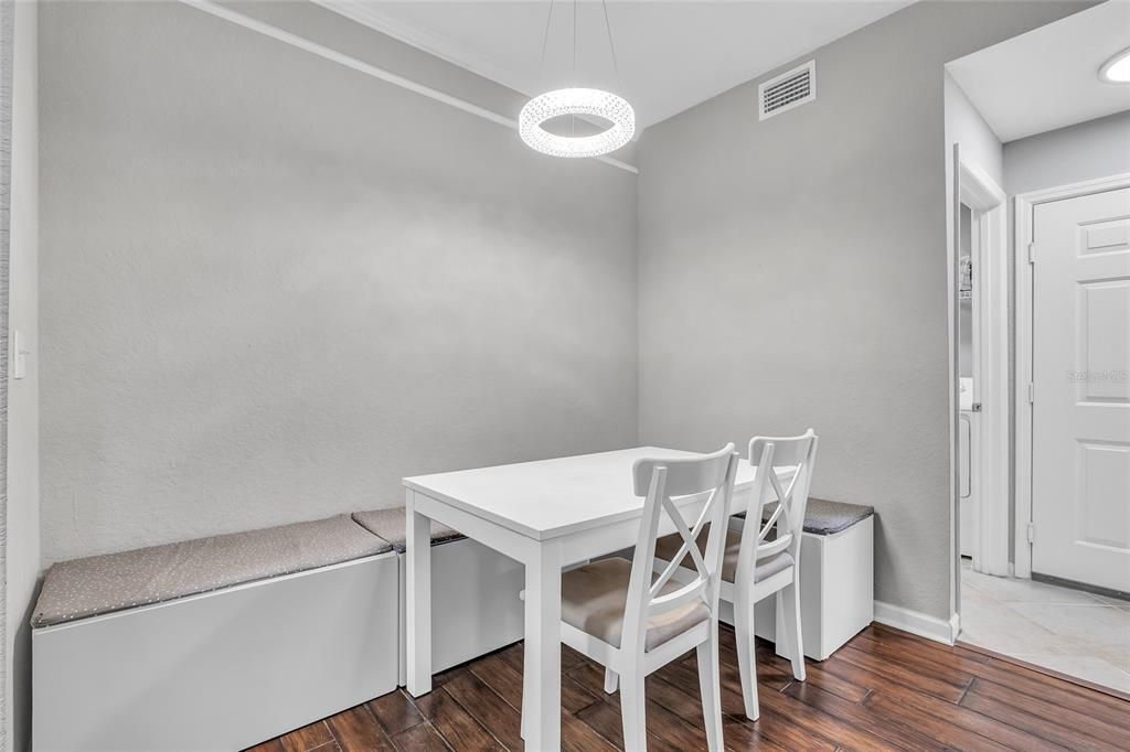 For Sale: $224,000 (3 beds, 2 baths, 1336 Square Feet)