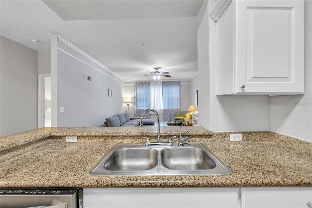 For Sale: $224,000 (3 beds, 2 baths, 1336 Square Feet)