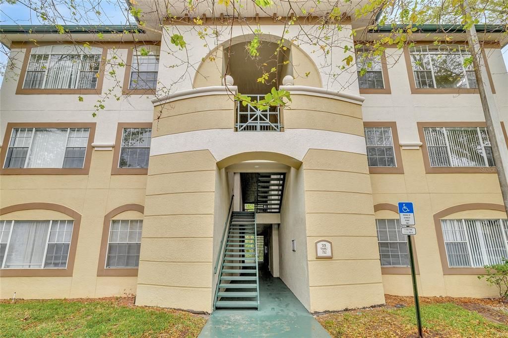 For Sale: $224,000 (3 beds, 2 baths, 1336 Square Feet)