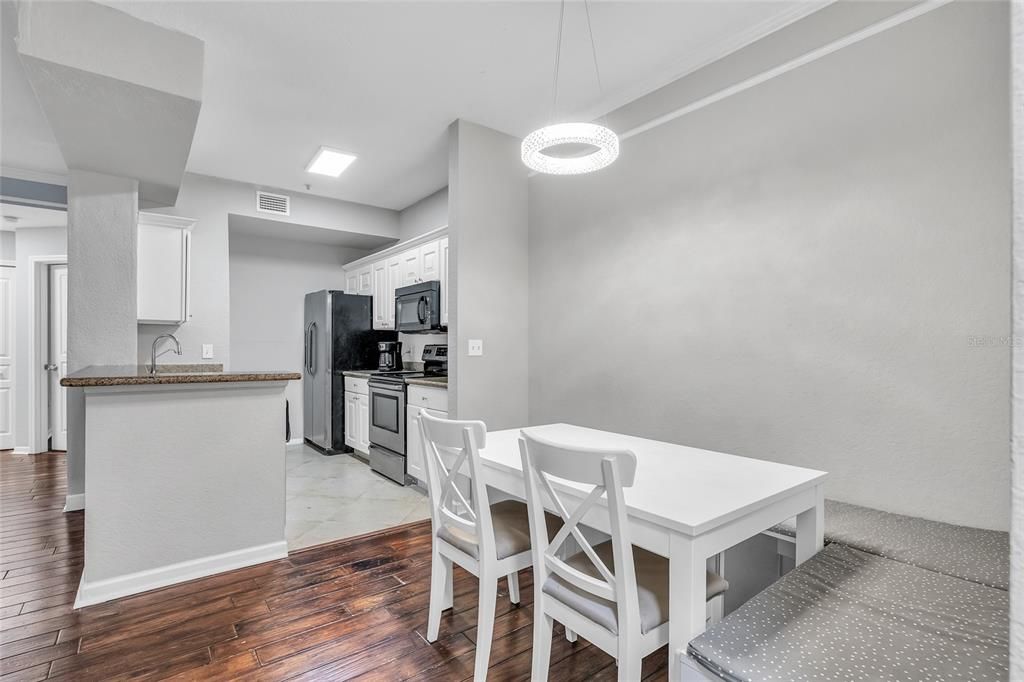 For Sale: $224,000 (3 beds, 2 baths, 1336 Square Feet)