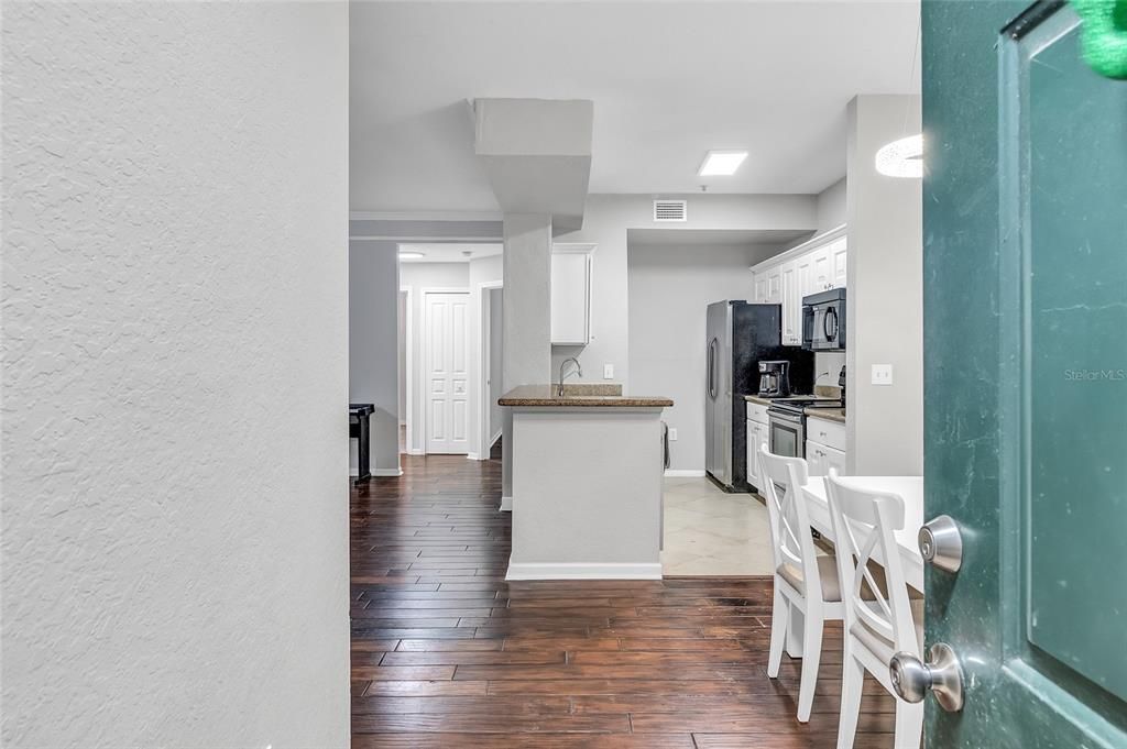 For Sale: $224,000 (3 beds, 2 baths, 1336 Square Feet)