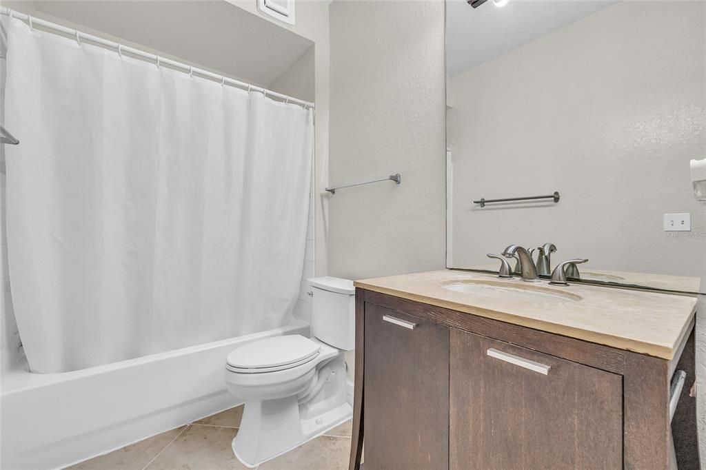 For Sale: $224,000 (3 beds, 2 baths, 1336 Square Feet)
