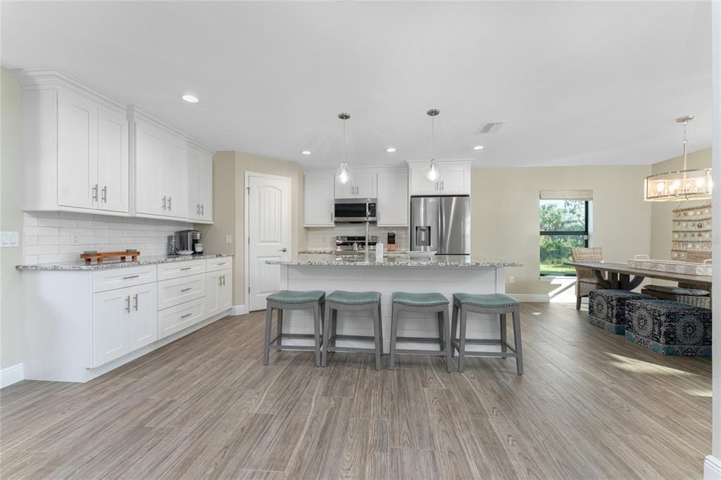 For Rent: $5,950 (3 beds, 2 baths, 1770 Square Feet)