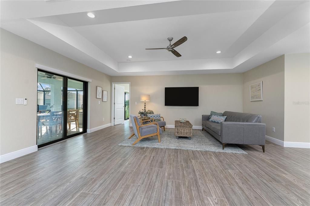 For Rent: $5,950 (3 beds, 2 baths, 1770 Square Feet)