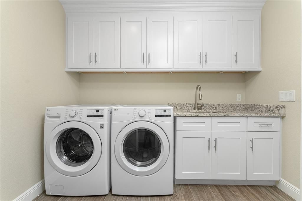 For Rent: $5,950 (3 beds, 2 baths, 1770 Square Feet)