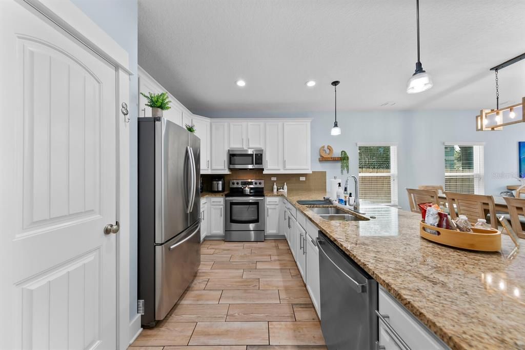 For Rent: $5,600 (4 beds, 2 baths, 2130 Square Feet)