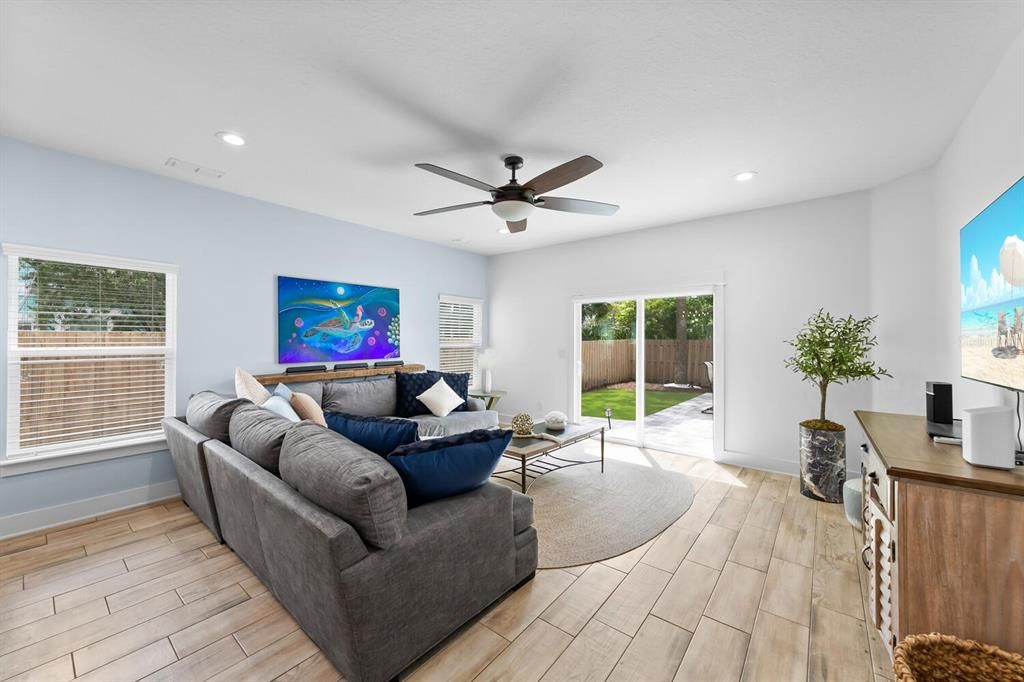 For Rent: $5,600 (4 beds, 2 baths, 2130 Square Feet)