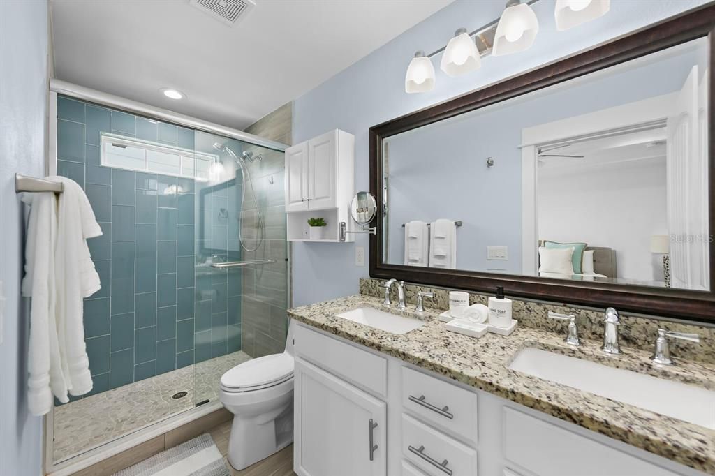 For Rent: $5,600 (4 beds, 2 baths, 2130 Square Feet)