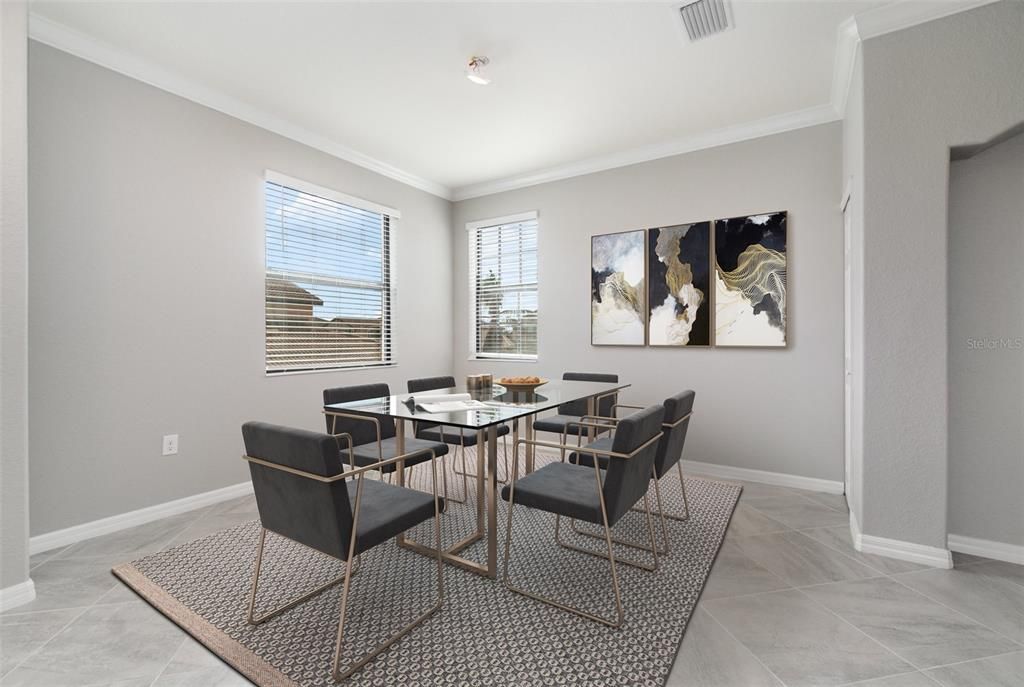 合同活跃: $329,950 (3 贝兹, 2 浴室, 2284 平方英尺)