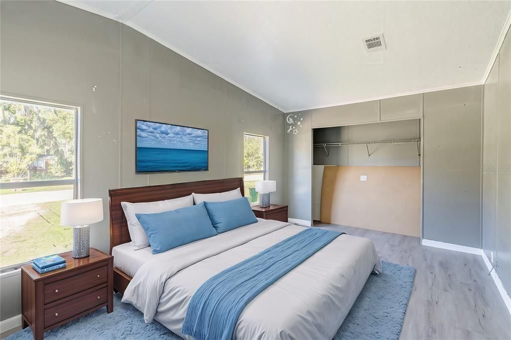 На продажу: $239,900 (2 спален, 2 ванн, 1186 Квадратных фут)