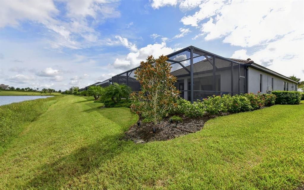 For Rent: $12,000 (2 beds, 2 baths, 1850 Square Feet)