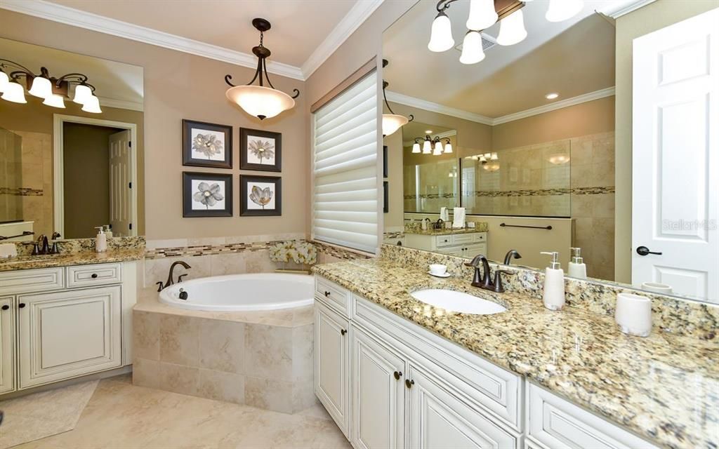 For Rent: $12,000 (2 beds, 2 baths, 1850 Square Feet)