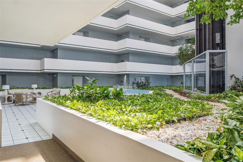 Active With Contract: $675,000 (3 beds, 4 baths, 2967 Square Feet)