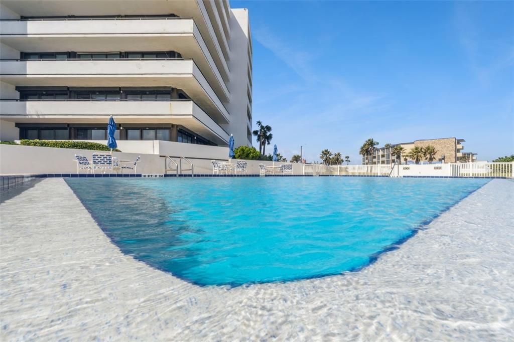 Active With Contract: $675,000 (3 beds, 4 baths, 2967 Square Feet)