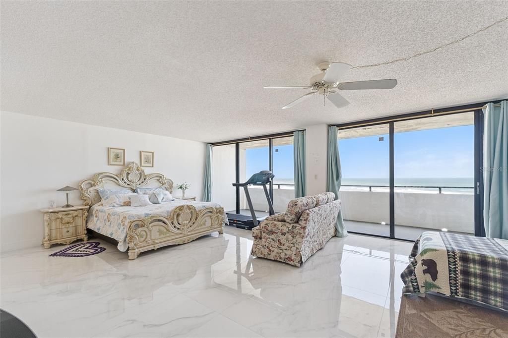 Active With Contract: $675,000 (3 beds, 4 baths, 2967 Square Feet)