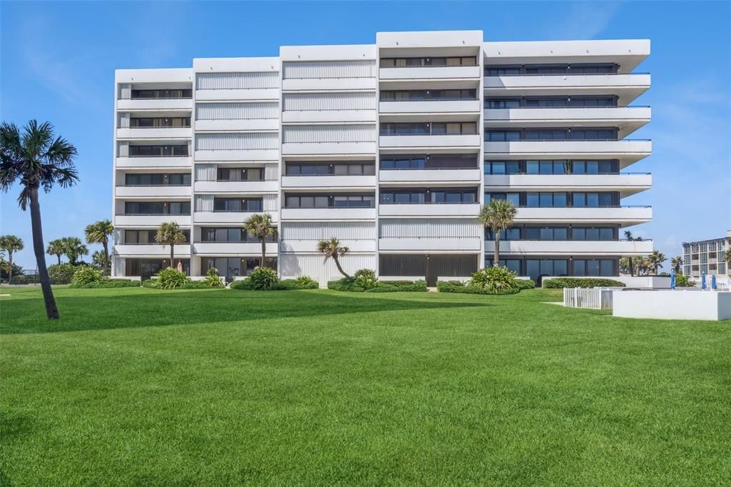 Active With Contract: $675,000 (3 beds, 4 baths, 2967 Square Feet)