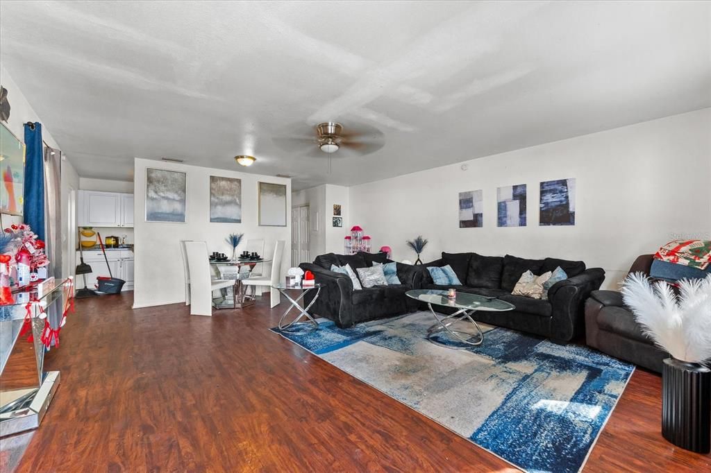 待售: $1,500,000 (12 贝兹, 0 浴室, 2035 平方英尺)