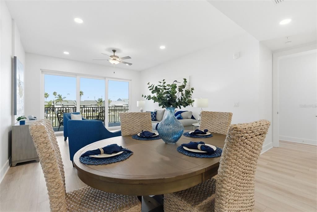 Active With Contract: $999,490 (3 beds, 3 baths, 1827 Square Feet)