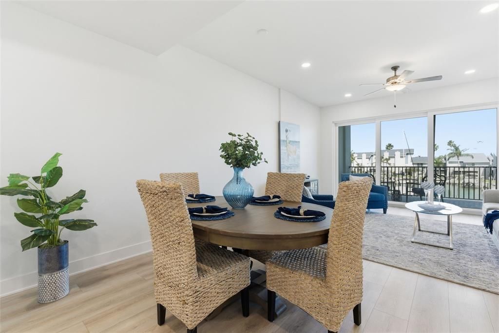 Active With Contract: $999,490 (3 beds, 3 baths, 1827 Square Feet)