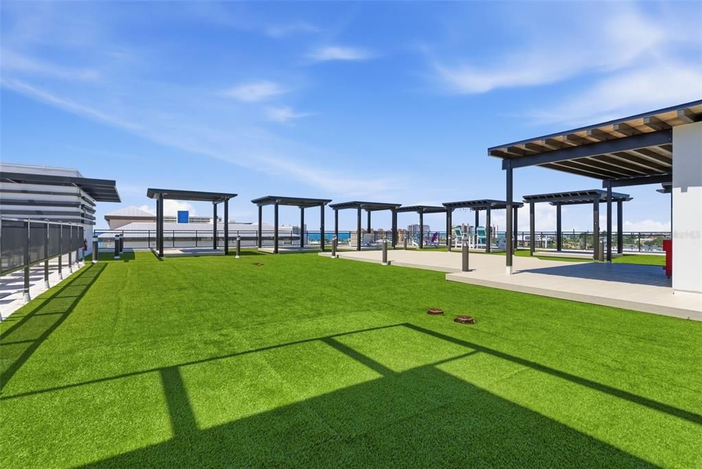 Active With Contract: $999,490 (3 beds, 3 baths, 1827 Square Feet)