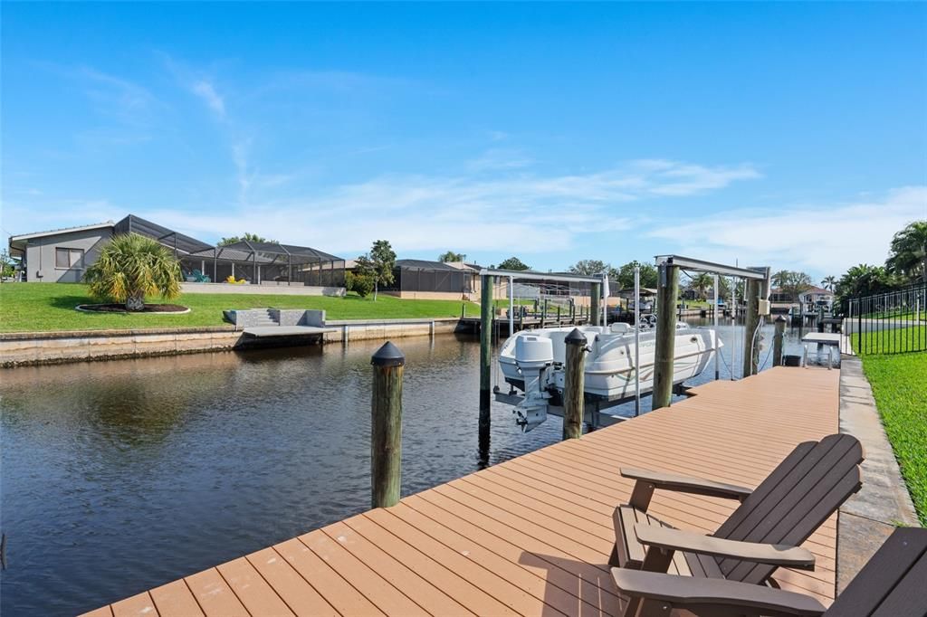 Recently Sold: $375,000 (3 beds, 2 baths, 1049 Square Feet)