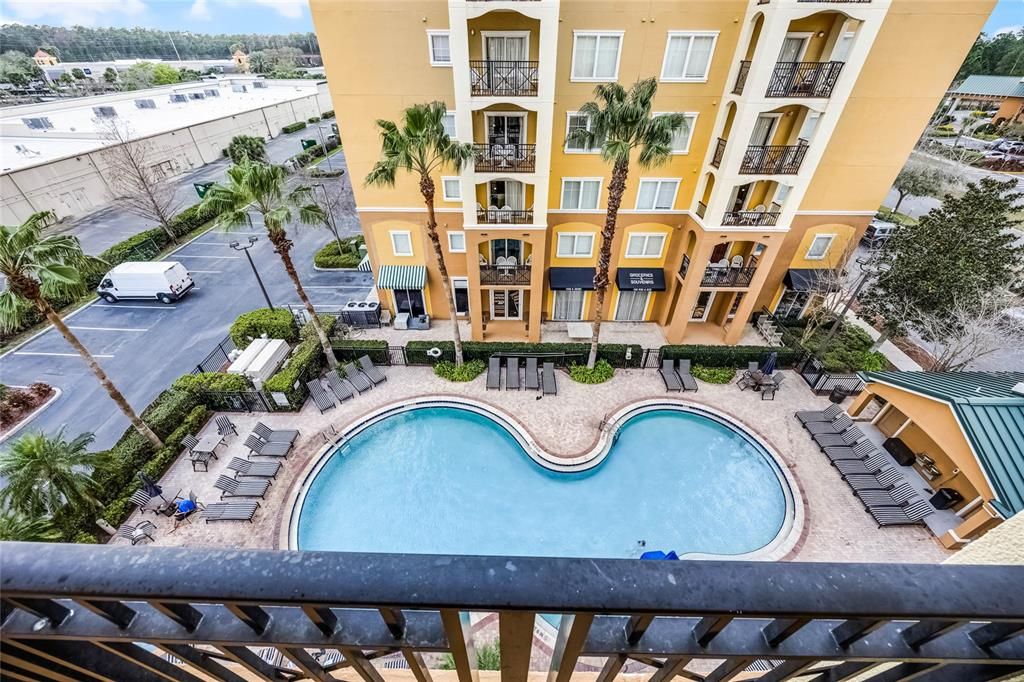 Active With Contract: $176,500 (3 beds, 2 baths, 1231 Square Feet)