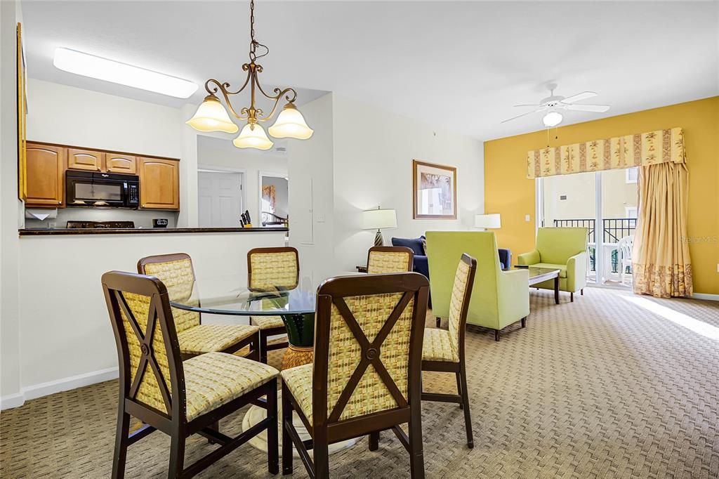 Active With Contract: $176,500 (3 beds, 2 baths, 1231 Square Feet)