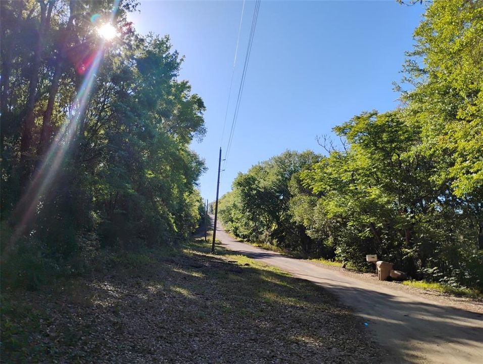 待售: $970,000 (11.60 acres)