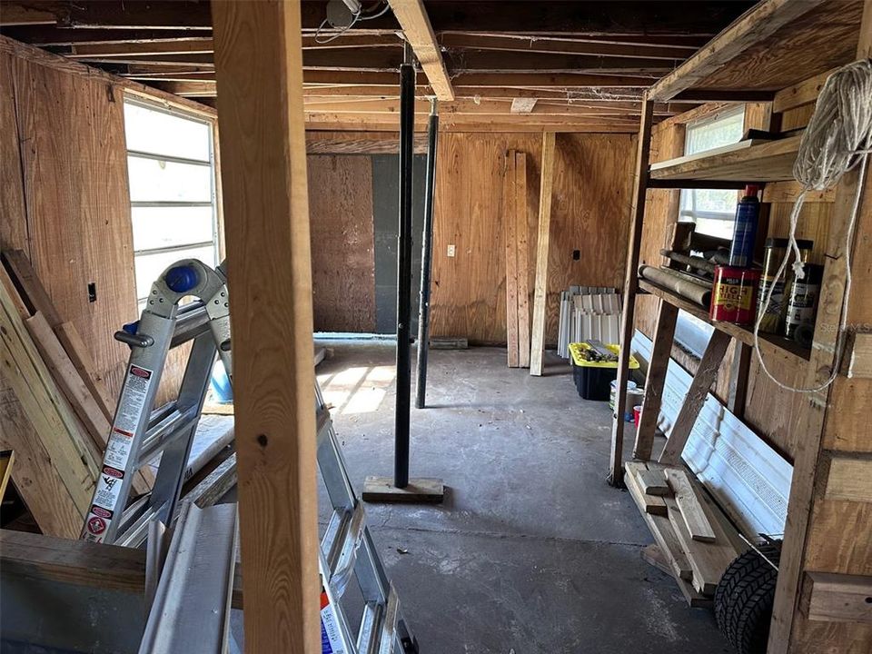 For Sale: $75,900 (2 beds, 1 baths, 672 Square Feet)