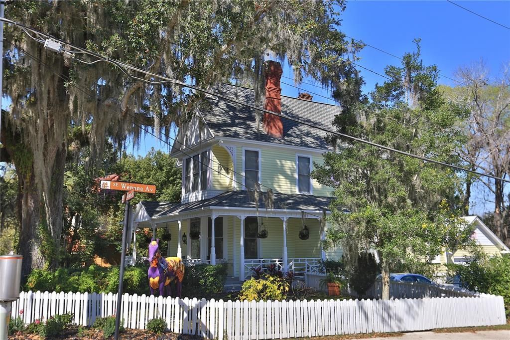 For Sale: $1,169,000 (0 beds, 0 baths, 2757 Square Feet)