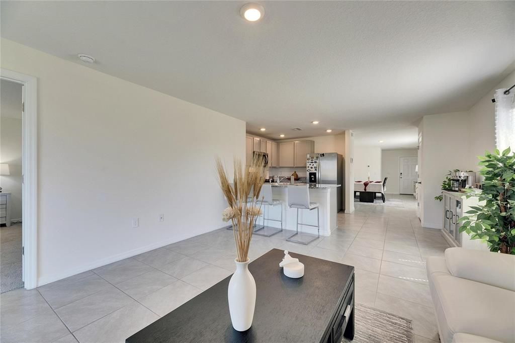 Active With Contract: $275,000 (3 beds, 2 baths, 1459 Square Feet)