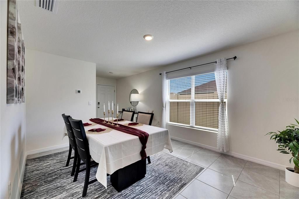 Active With Contract: $275,000 (3 beds, 2 baths, 1459 Square Feet)