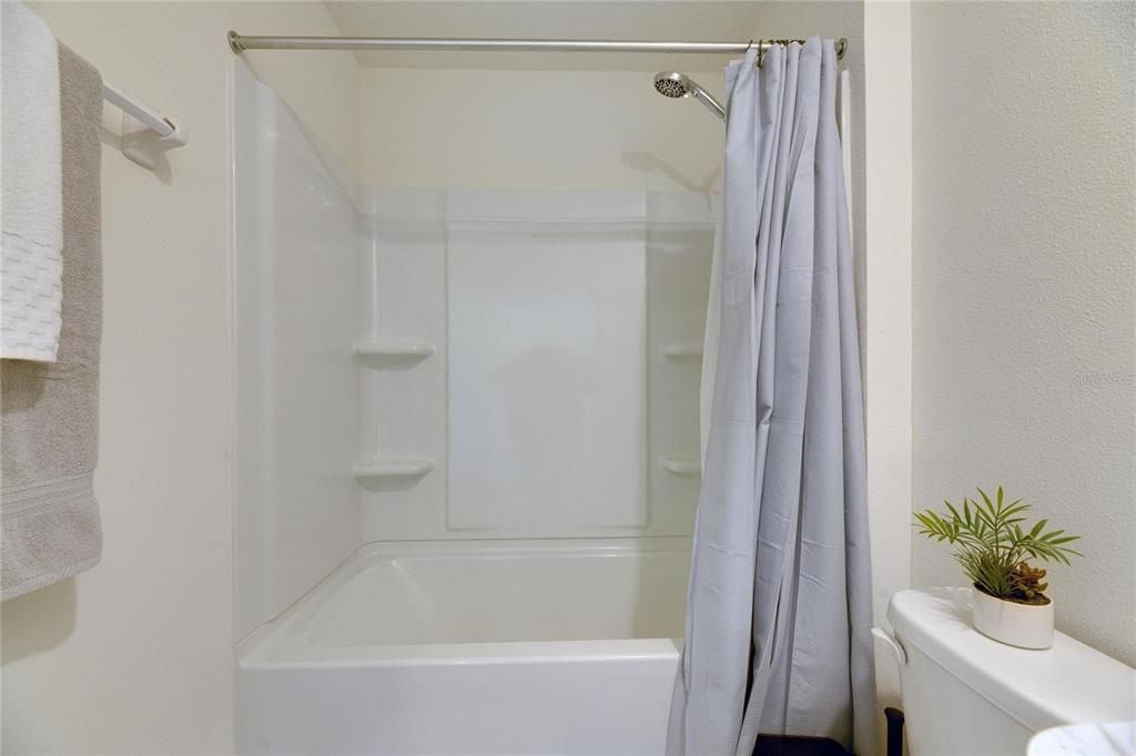 Active With Contract: $275,000 (3 beds, 2 baths, 1459 Square Feet)