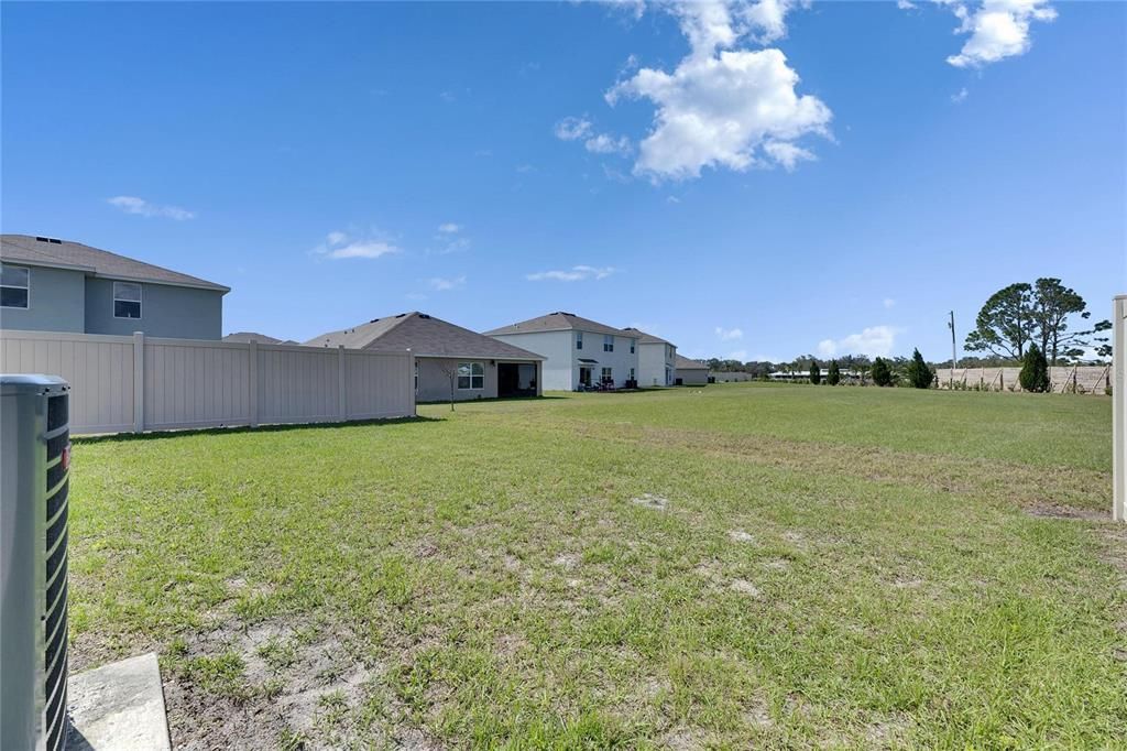 Active With Contract: $275,000 (3 beds, 2 baths, 1459 Square Feet)