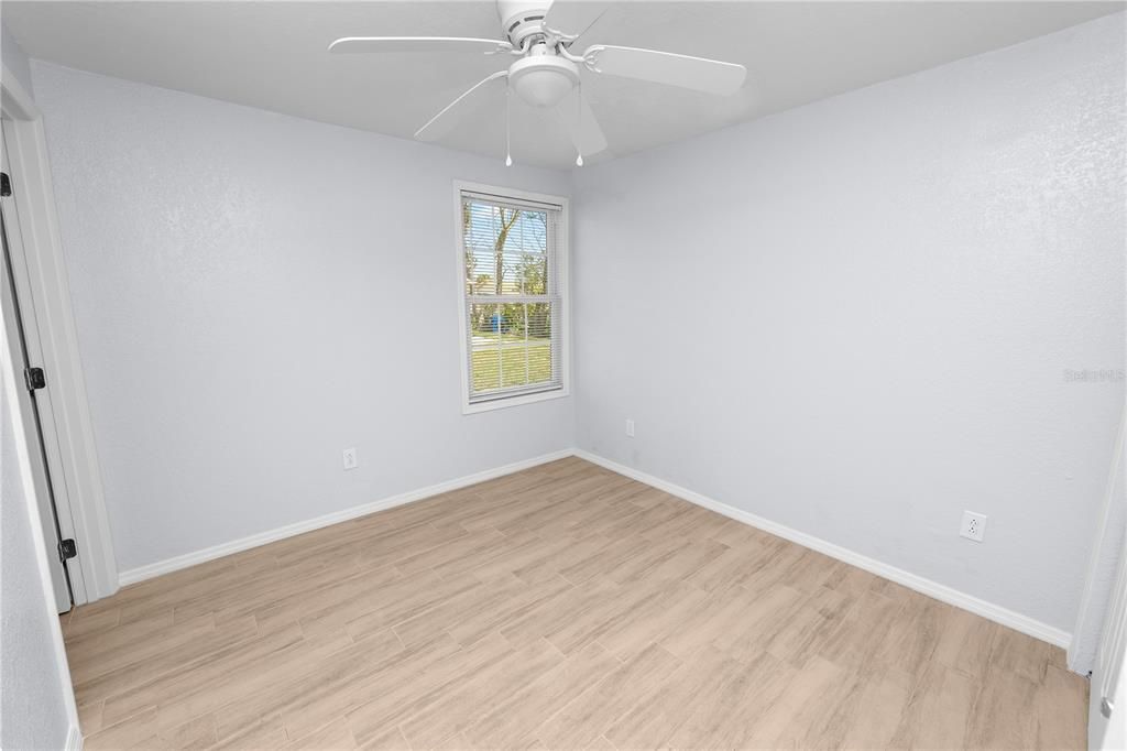 待售: $175,000 (3 贝兹, 3 浴室, 808 平方英尺)