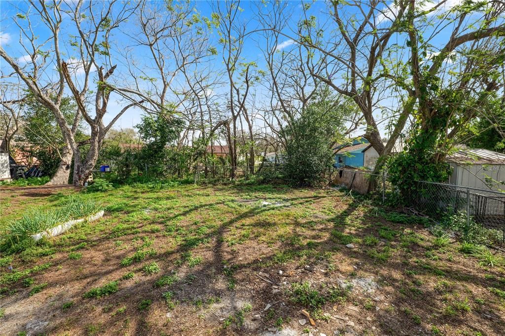 待售: $175,000 (3 贝兹, 3 浴室, 808 平方英尺)