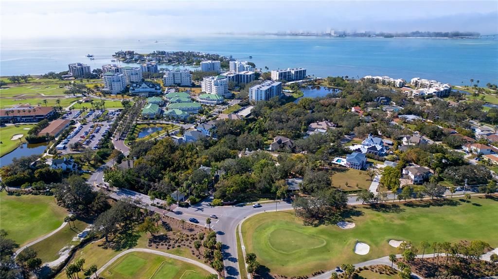 На продажу: $470,000 (2 спален, 2 ванн, 1325 Квадратных фут)