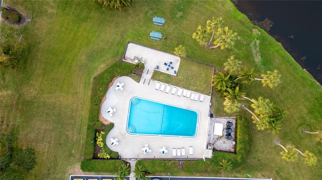 На продажу: $470,000 (2 спален, 2 ванн, 1325 Квадратных фут)