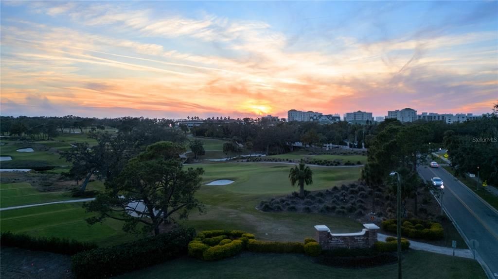 На продажу: $470,000 (2 спален, 2 ванн, 1325 Квадратных фут)