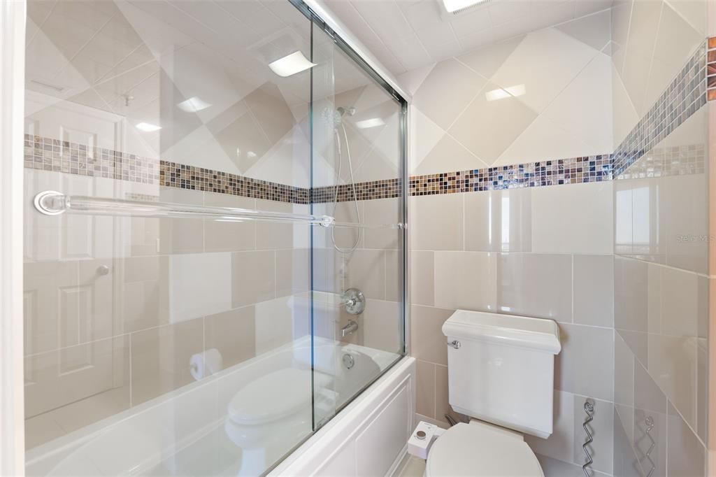 En Venta: $630,000 (2 camas, 2 baños, 1476 Pies cuadrados)