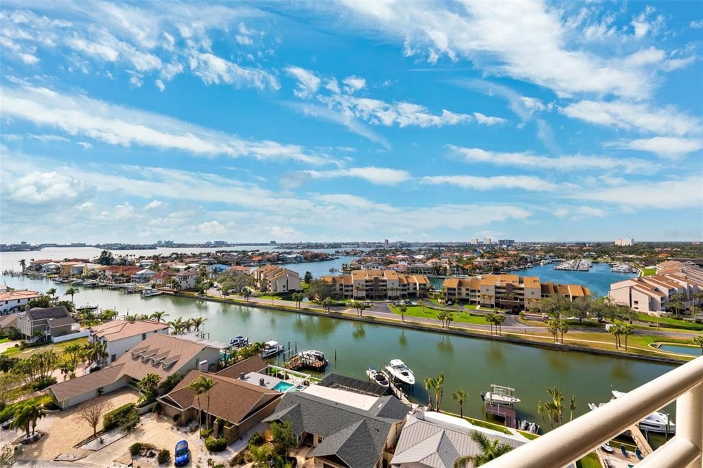 En Venta: $630,000 (2 camas, 2 baños, 1476 Pies cuadrados)