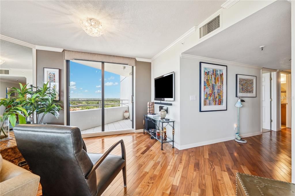 En Venta: $630,000 (2 camas, 2 baños, 1476 Pies cuadrados)