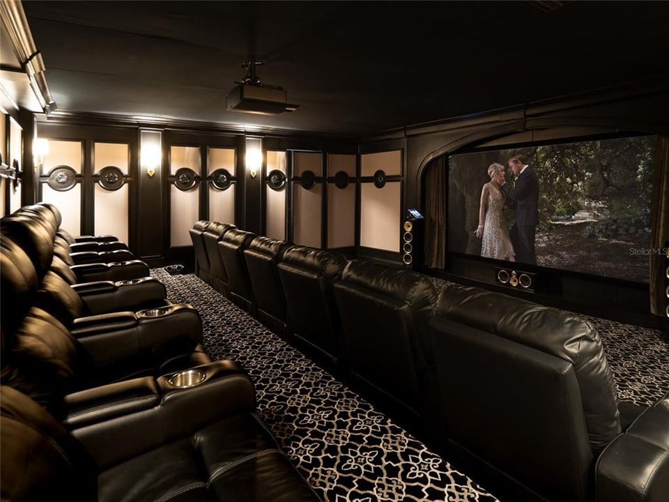 待售: $7,995,000 (6 贝兹, 7 浴室, 10674 平方英尺)