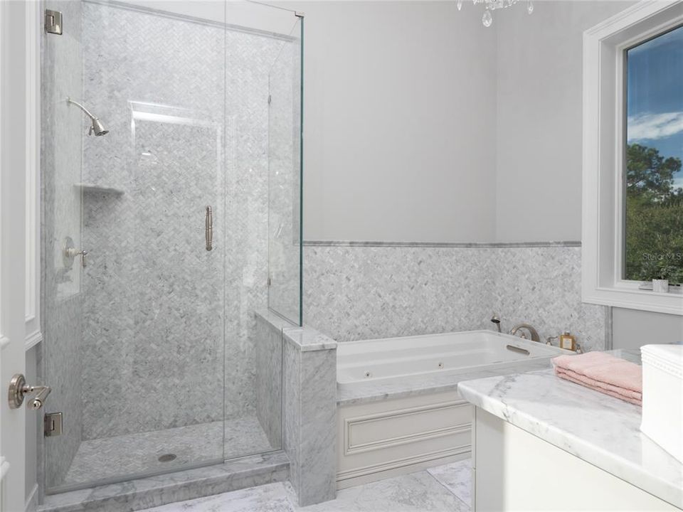 待售: $7,995,000 (6 贝兹, 7 浴室, 10674 平方英尺)