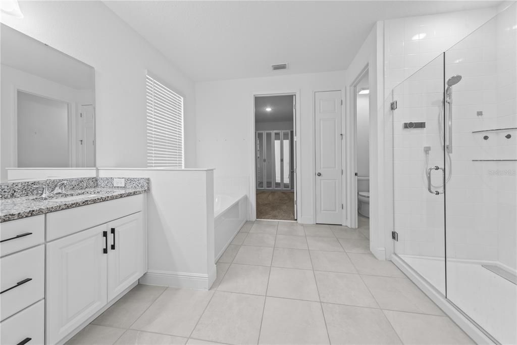 Active With Contract: $675,000 (5 beds, 4 baths, 3334 Square Feet)