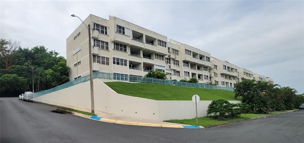 最近售出: $179,000 (3 贝兹, 2 浴室, 1199 平方英尺)