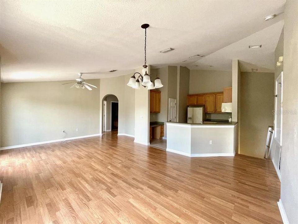 En Venta: $224,900 (2 camas, 2 baños, 1176 Pies cuadrados)